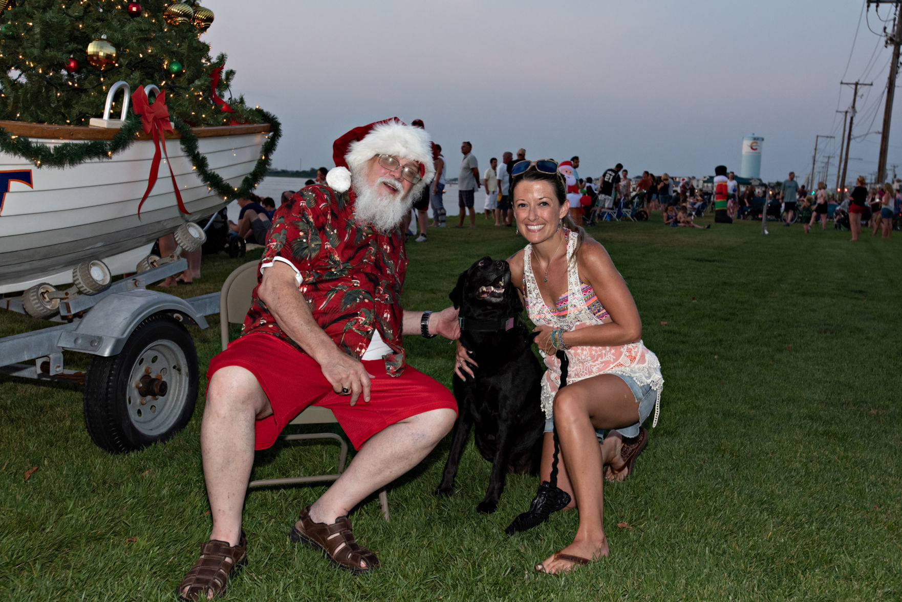 071919_nws_wildwoodxmasinjuly